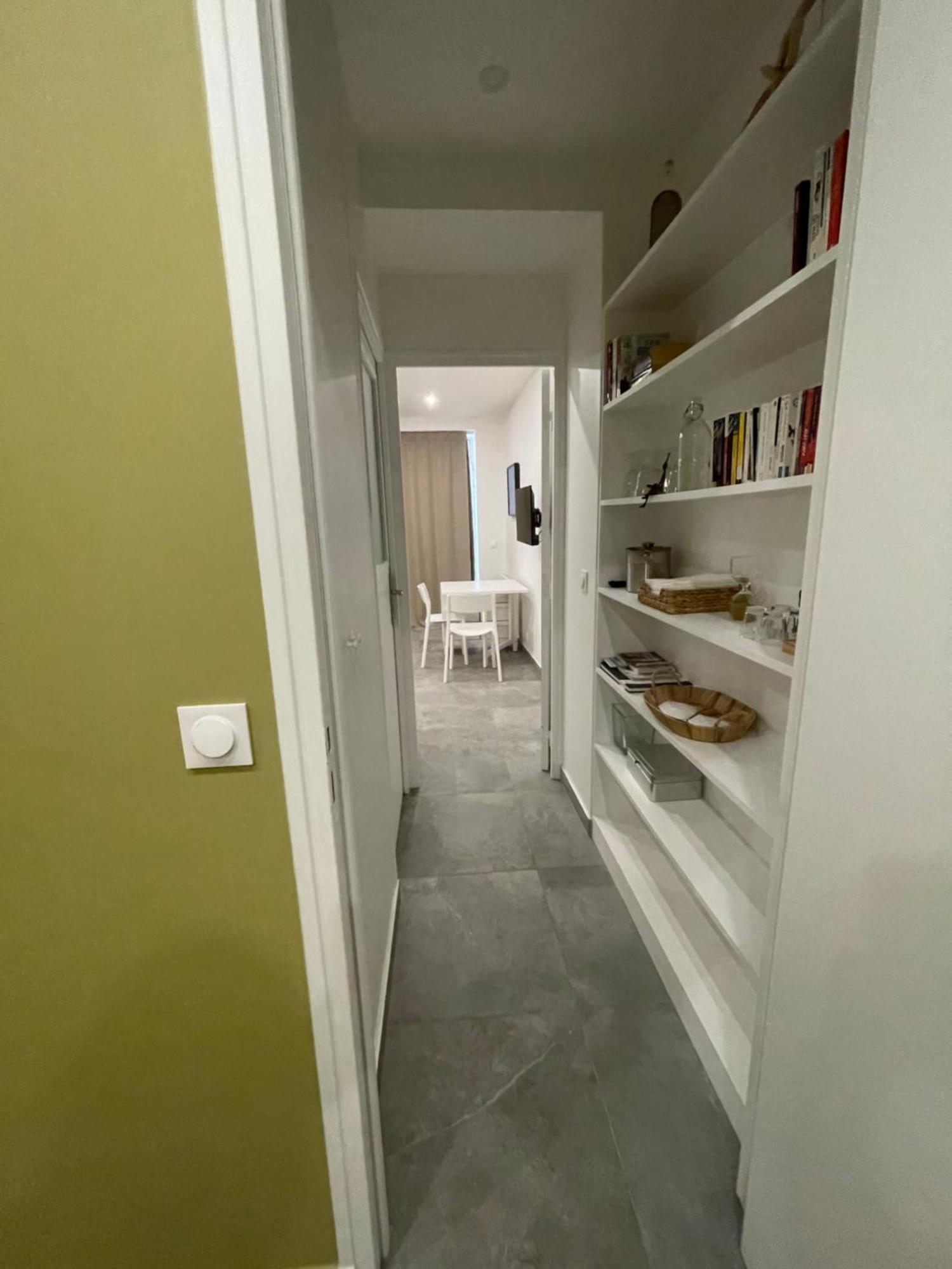 Chez Les Artistes De Menilmontant Apartment Paris Exterior photo